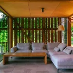 Villa Lansersee *